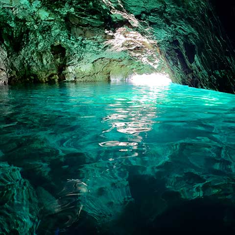 visite de la grotte bleue