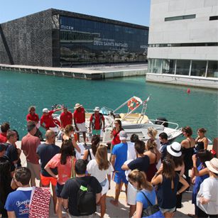 groupe lors d'un événementiel à Marseille