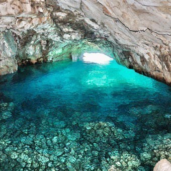 visite grotte bleue calanques