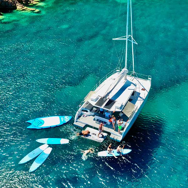 location de catamaran avec skipper à Marseille