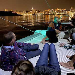 en bateau de nuit à Marseille