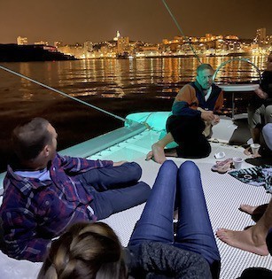 en bateau de nuit à Marseille