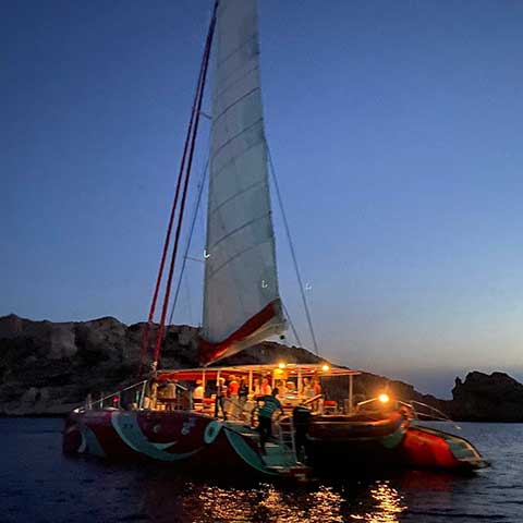 soirée sur un catamaran à marseille