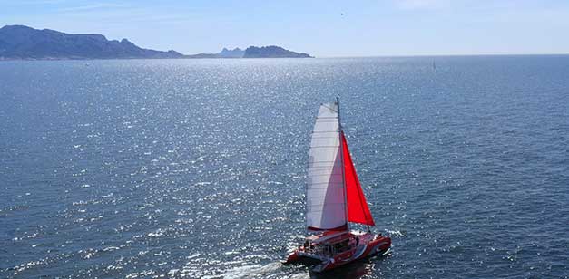 location de catamaran avec skipper à Marseille